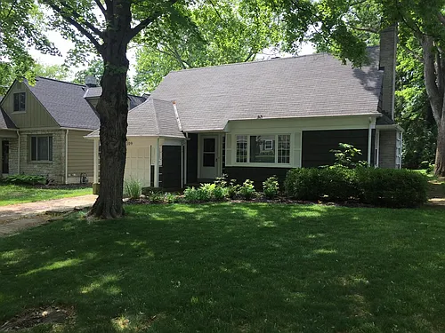 109 E Riverglen Dr Photo 1