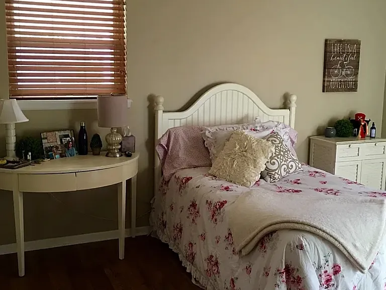 5635 S Madison Ave — Photo 21