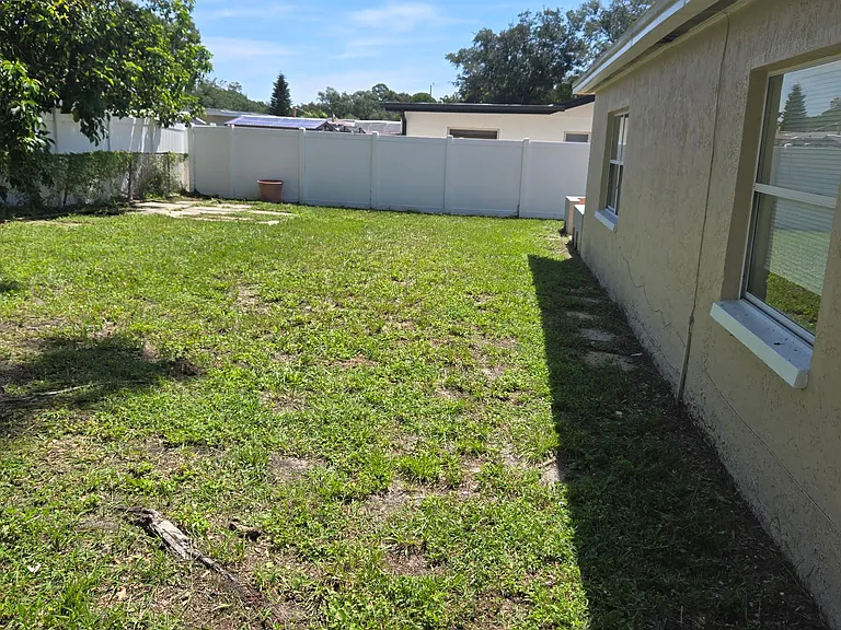 5633 Auld Ln — Photo 36