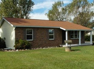 295 Basehoar School Rd, Littlestown, PA 17340