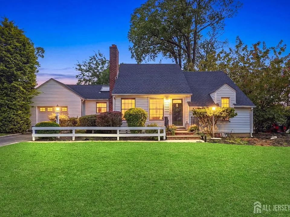 1434 Maplewood Ter