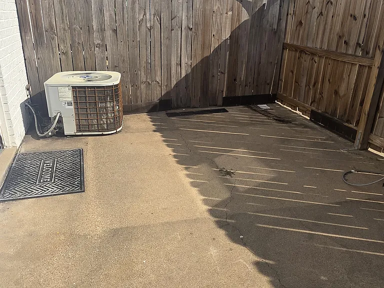 226 Zuni Dr — Photo 6