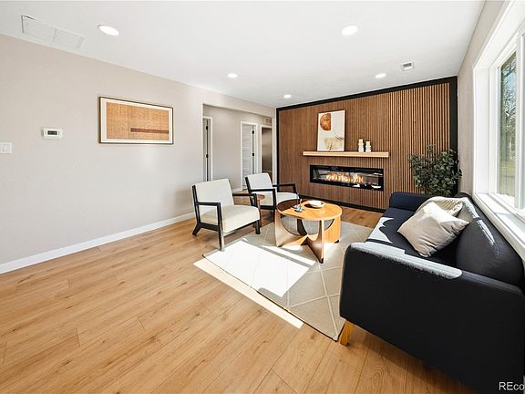 5th image of 893 S Tejon Street