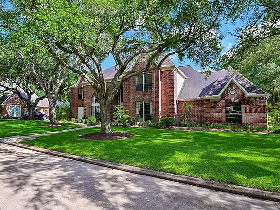 5th image of 1623 Kelliwood Oaks Dr