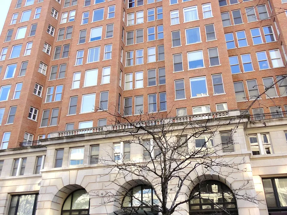 601 Pennsylvania Ave NW #213