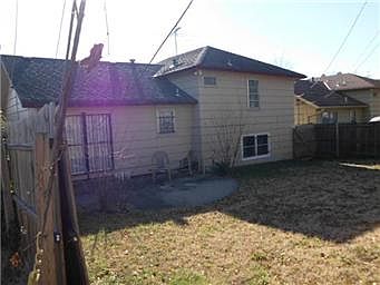 2nd image of 1006 E 79th St