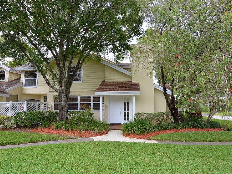 1st image of 3640 SW Sunset Trace Cir #C