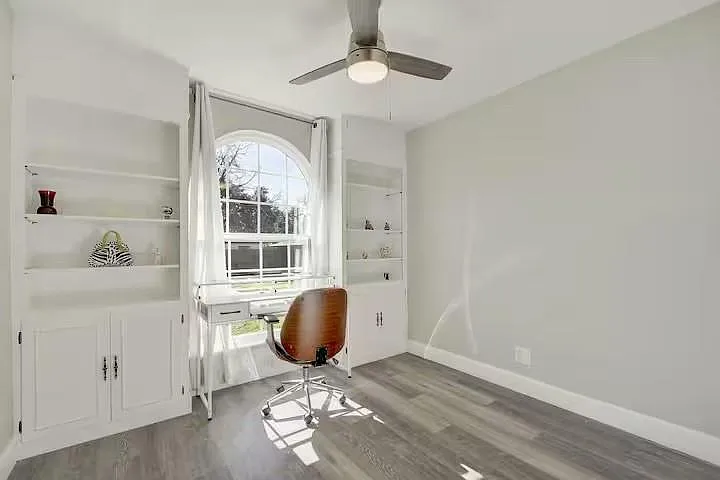 2700 Kerrybrook Ln — Photo 15