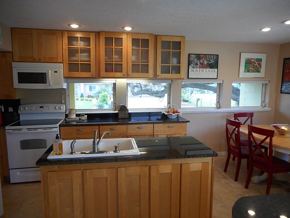 Island Work Area