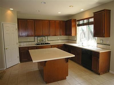 4th image of 2119 Whistler Ct