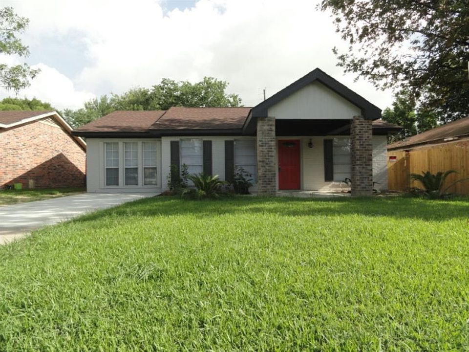 1st image of 17131 Blairwood Dr