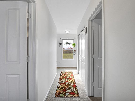 3rd image of 1424 Wickham Dr