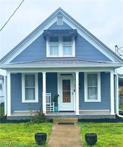 609 Dewey Ave, Saint Marys, WV, 26170
