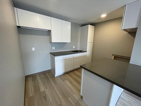 3rd image of 192 N Cities Service Hwy APT 1