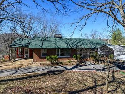 230 High St, Pacific, MO, 63069