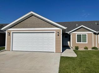 1040 N Holbrook Ave #3, Sioux Falls, SD 57107