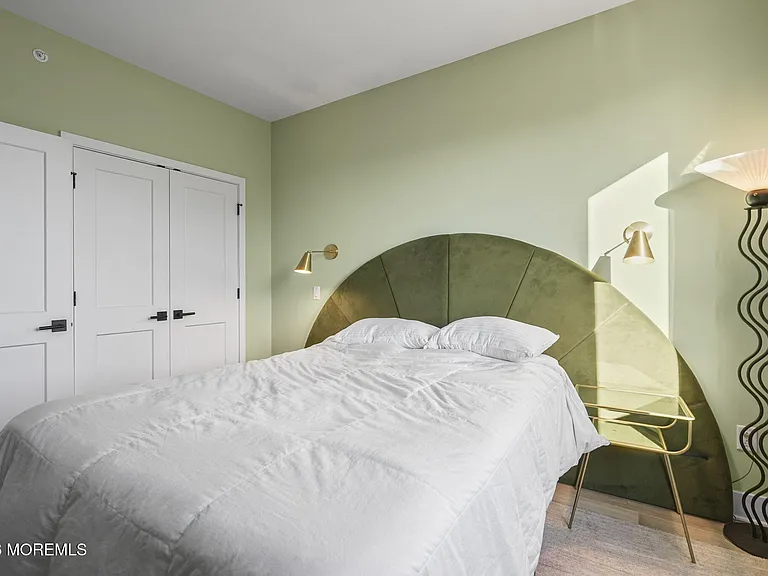 300 Asbury Ave #14 — Photo 24