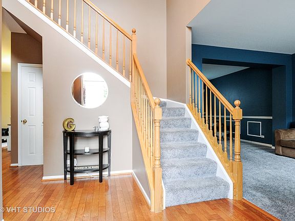 2nd image of 2438 Prescott Dr
