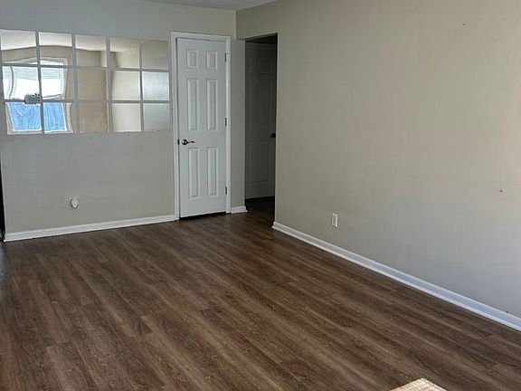 4th image of 440 Mathews Rd APT 4