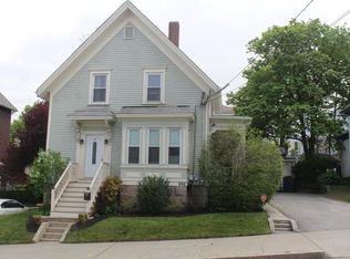 995 Rock St, Fall River, MA 02720