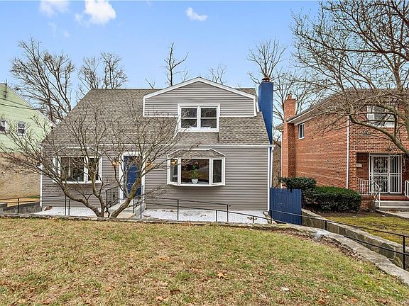 3rd image of 148 Bushey Ave
