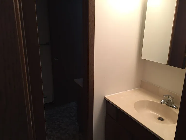 843 Driftwood Dr #6 — Photo 3