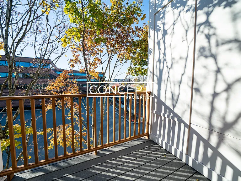 157 Everett St #301 — Photo 7