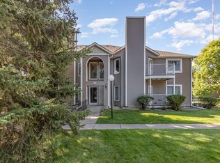 742 County Road F W #1009, Shoreview, MN 55126