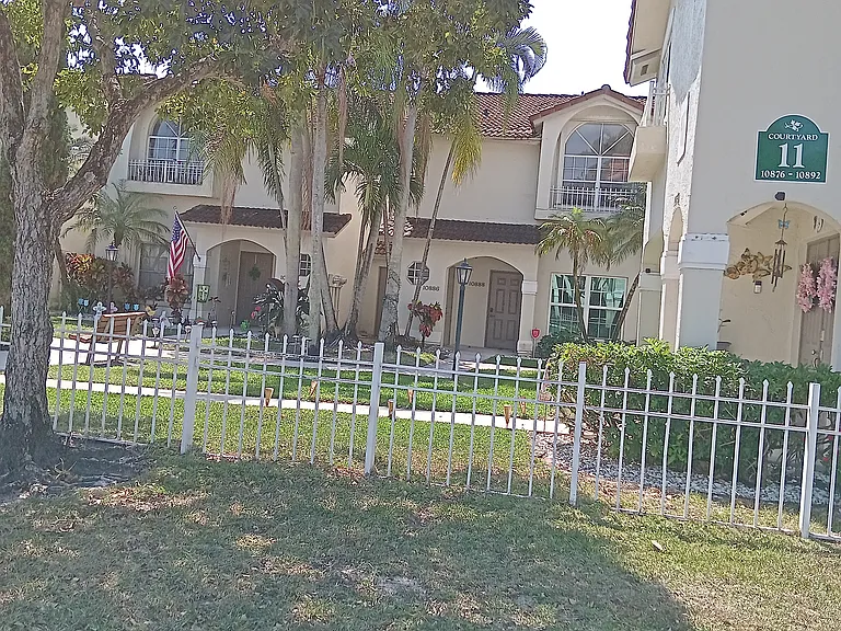 10886 NW 8th St #U-5 — Photo 28