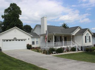 158 Matthew Ln, La Follette, TN 37766