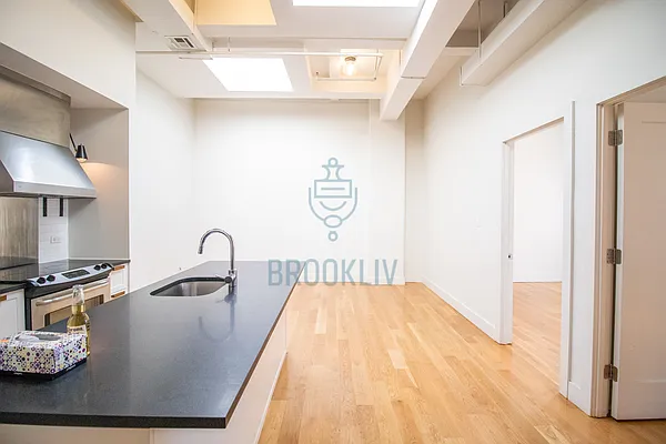 Rented by null | media 77