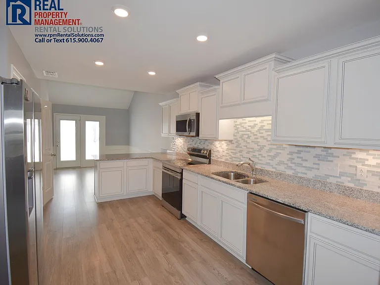 3513 Symphony Ln — Photo 6