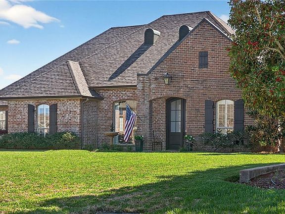 3rd image of 116 Jasmine Ct