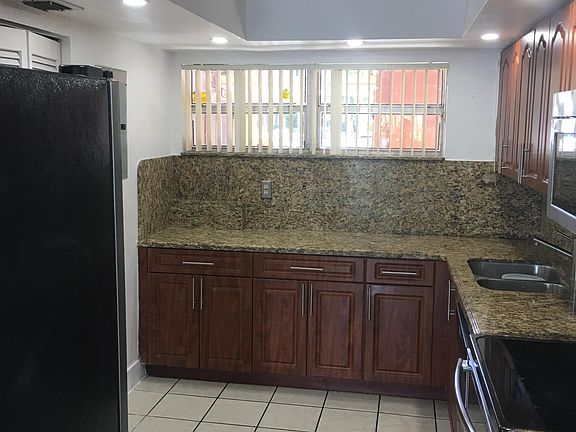 2nd image of 8775 Park Blvd APT 118