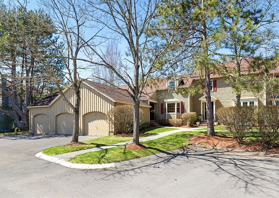 1st image of 120 Village Post Rd #120