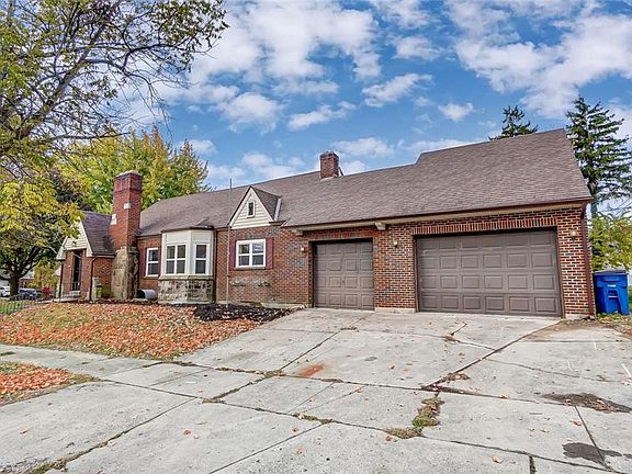 3rd image of 1507 Burbank Dr