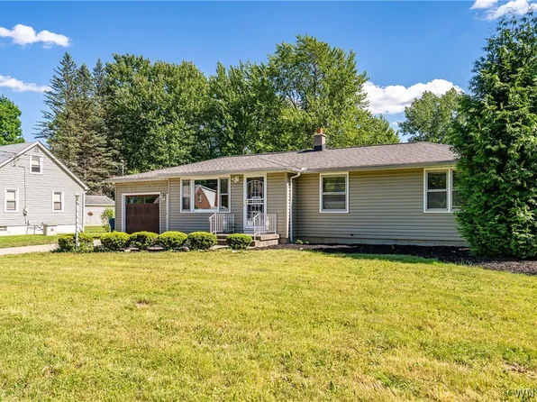 1297 Dodge Rd, Getzville, NY 14068