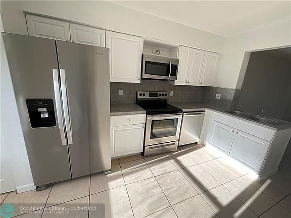 2nd image of 11422 NW 43rd St