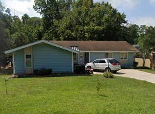 4 Knoll Ridge Dr, Asheville, NC 28804