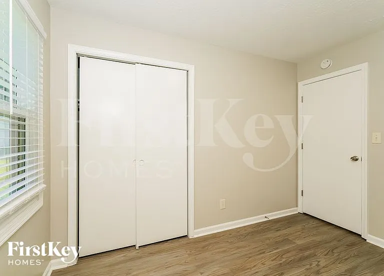 5238 Kathie Ct — Photo 12