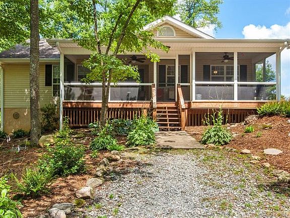 2nd image of 1068 Mountain Lakes Dr