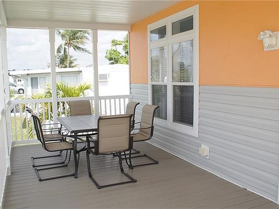 5th image of 3061 W Marina Dr