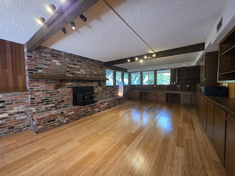 9128 Sierra St #B — Photo 15