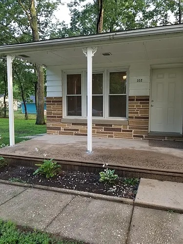 332 Dennis Ave Photo 1