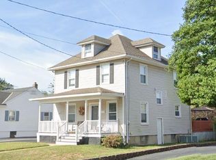 105 Beers St, Keyport, NJ 07735