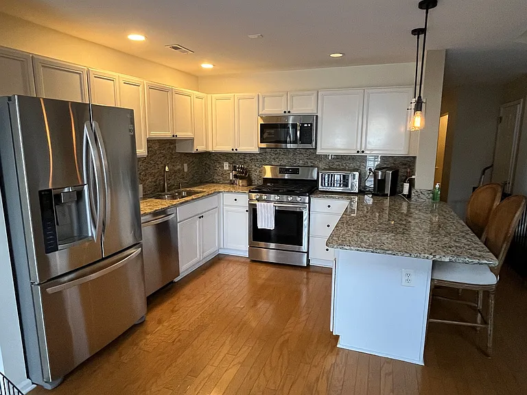 510 Coachwood Ct — Photo 4