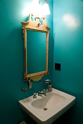 Rented by Momo Acquisition Group | media 16