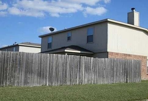 2nd image of 3607 Catalina Dr