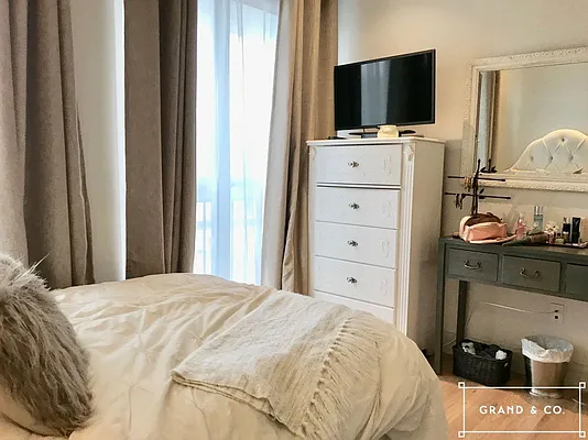 Rented by Grand & Co. | media 8