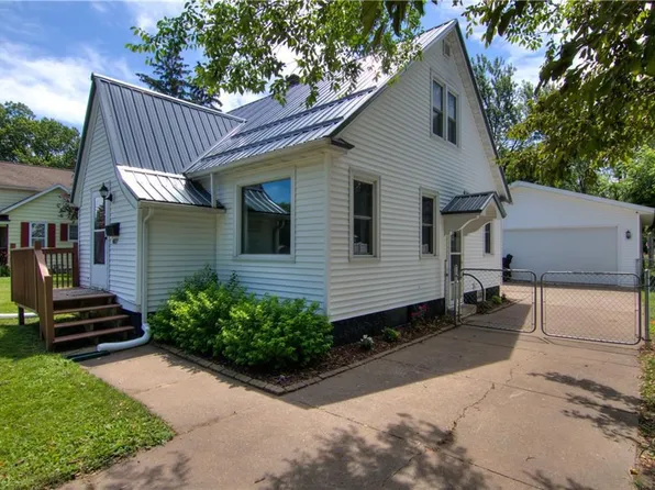 407 Dwight Street, Chippewa Falls, WI 54729